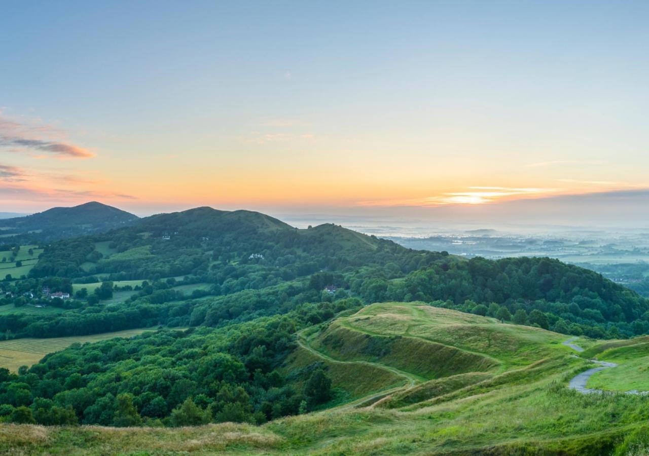 The Darwin Malvern Suite Great Malvern Eksteriør billede